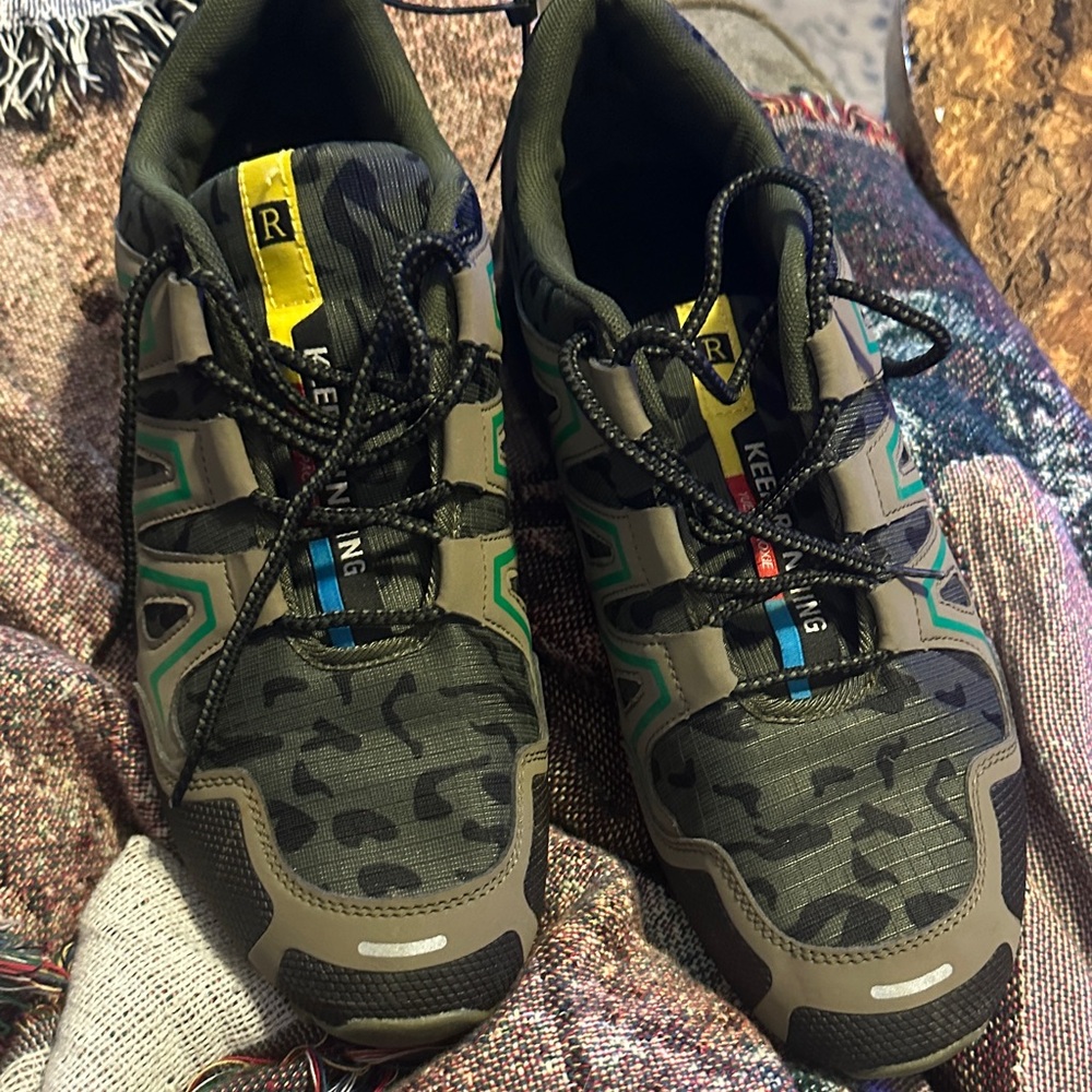 Speedo Green and Black Athletic Shoes